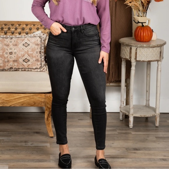 Judy Blue Skinny Stretch black Gray Jeans Sz 16 Plus women’s comfortable - Picture 9 of 9